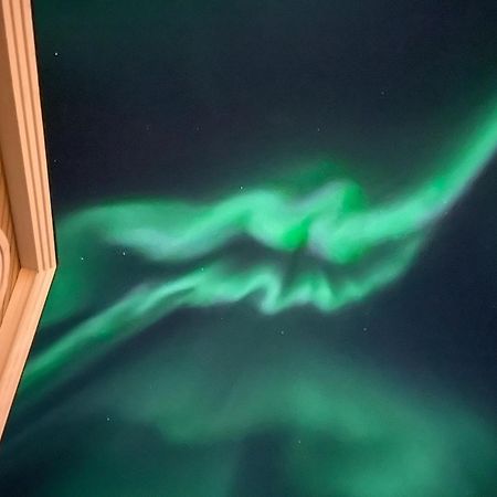 Lofoten Planet Studio Sørvågen エクステリア 写真
