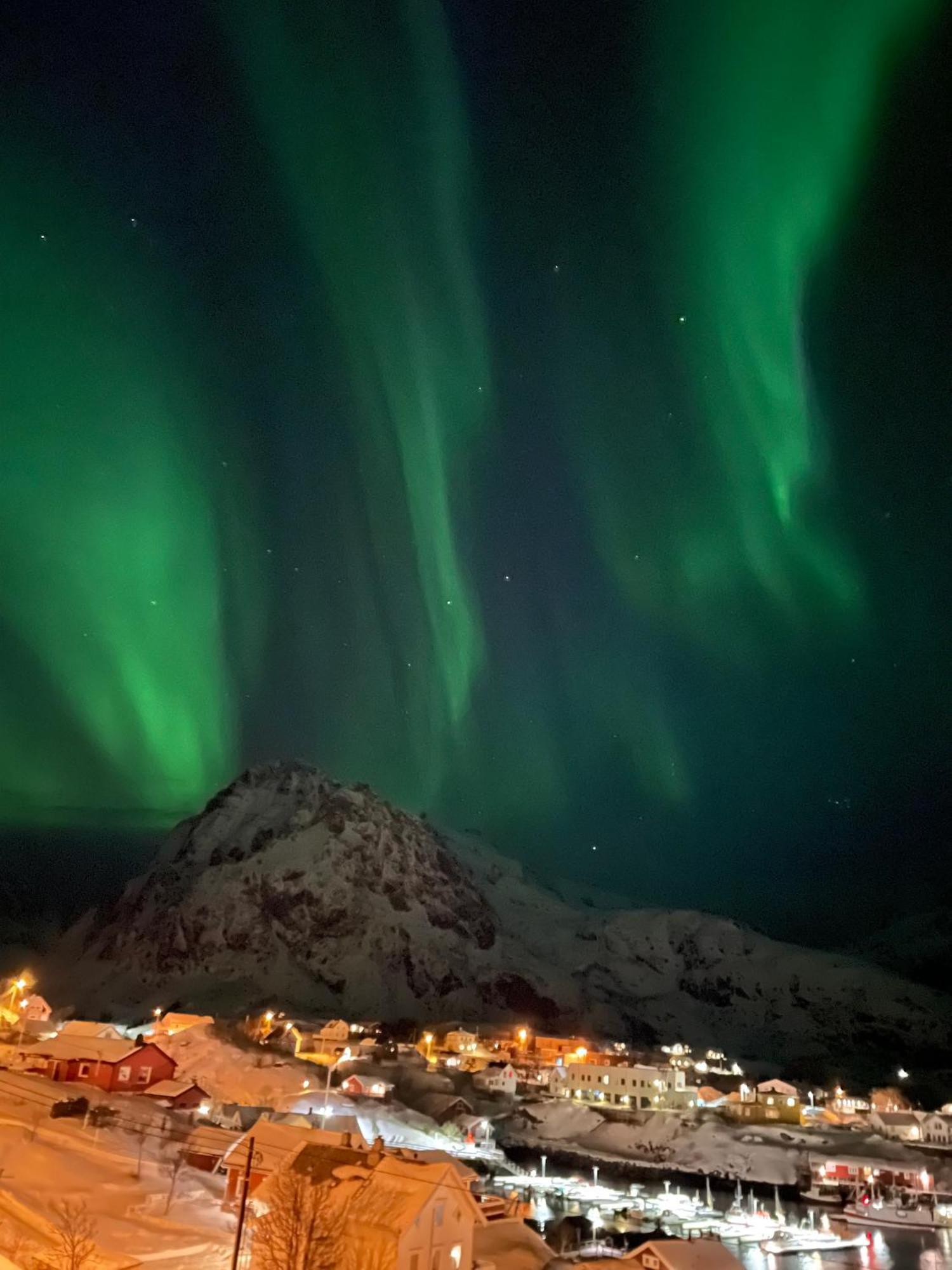 Lofoten Planet Studio Sørvågen エクステリア 写真